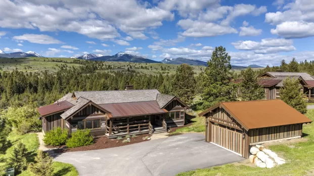 7059 Willow Creek Road Deer Lodge Singlefamilyresi