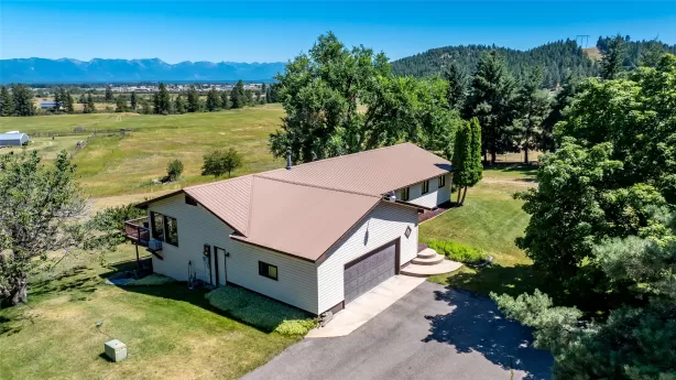 2785 Airport Road Kalispell Singlefamilyresidence